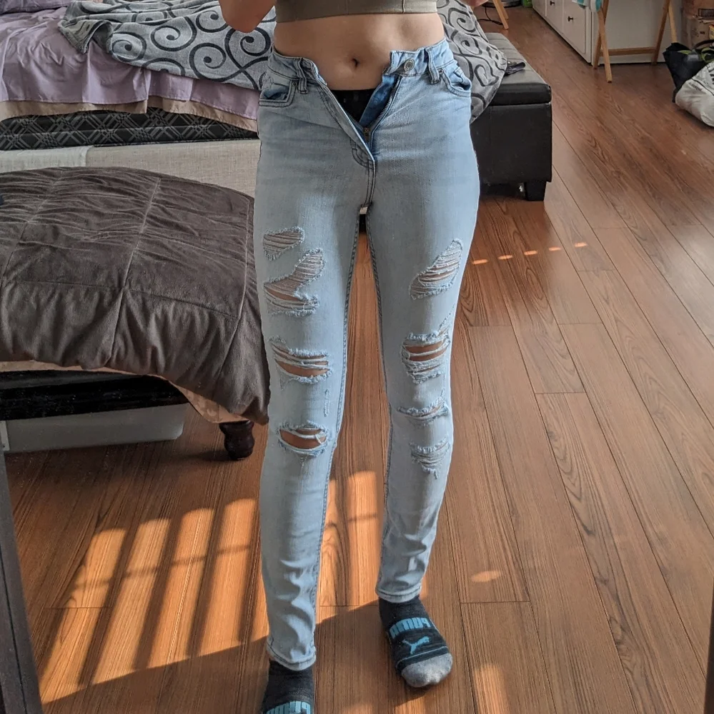 High Rise Skinny Jeans - Picture 2 of 4